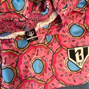 Baseball 101 Youth Large Donut shorts